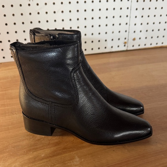 Cole Haan Naia Snip Toe Booties Women’s 5.5 NEW - Picture 2 of 7